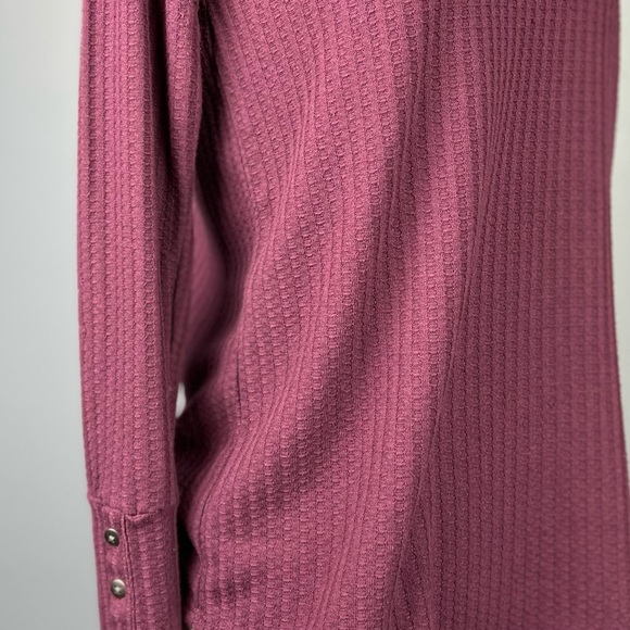 CHASER - Long sleeve Plum Waffle weave Button Cuff Shirt Small Burgundy Thermal - Picture 7 of 13